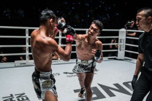 ชกน็อกเอาต์